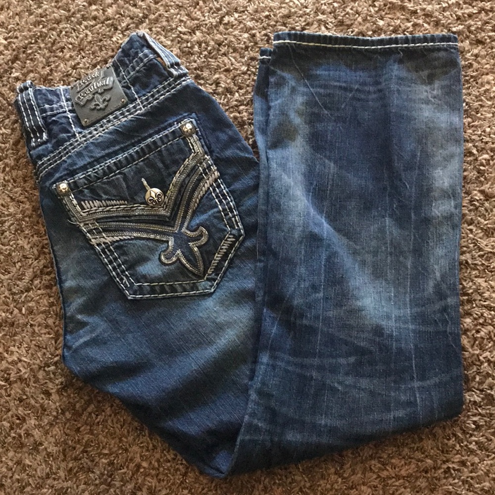 Rock Revival Relaxed Straight  Waist 32 Length hemmed 28 1/2, can let out to 30